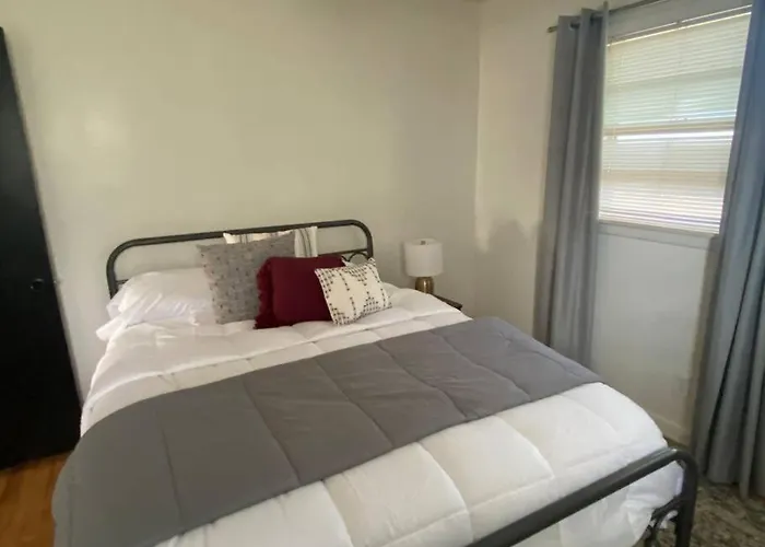3Br 2Min From I-40,Near Dt, 21 Min Palo Duro