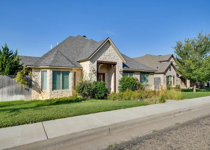 Spacious Amarillo Home: 6 Mi To Downtown!